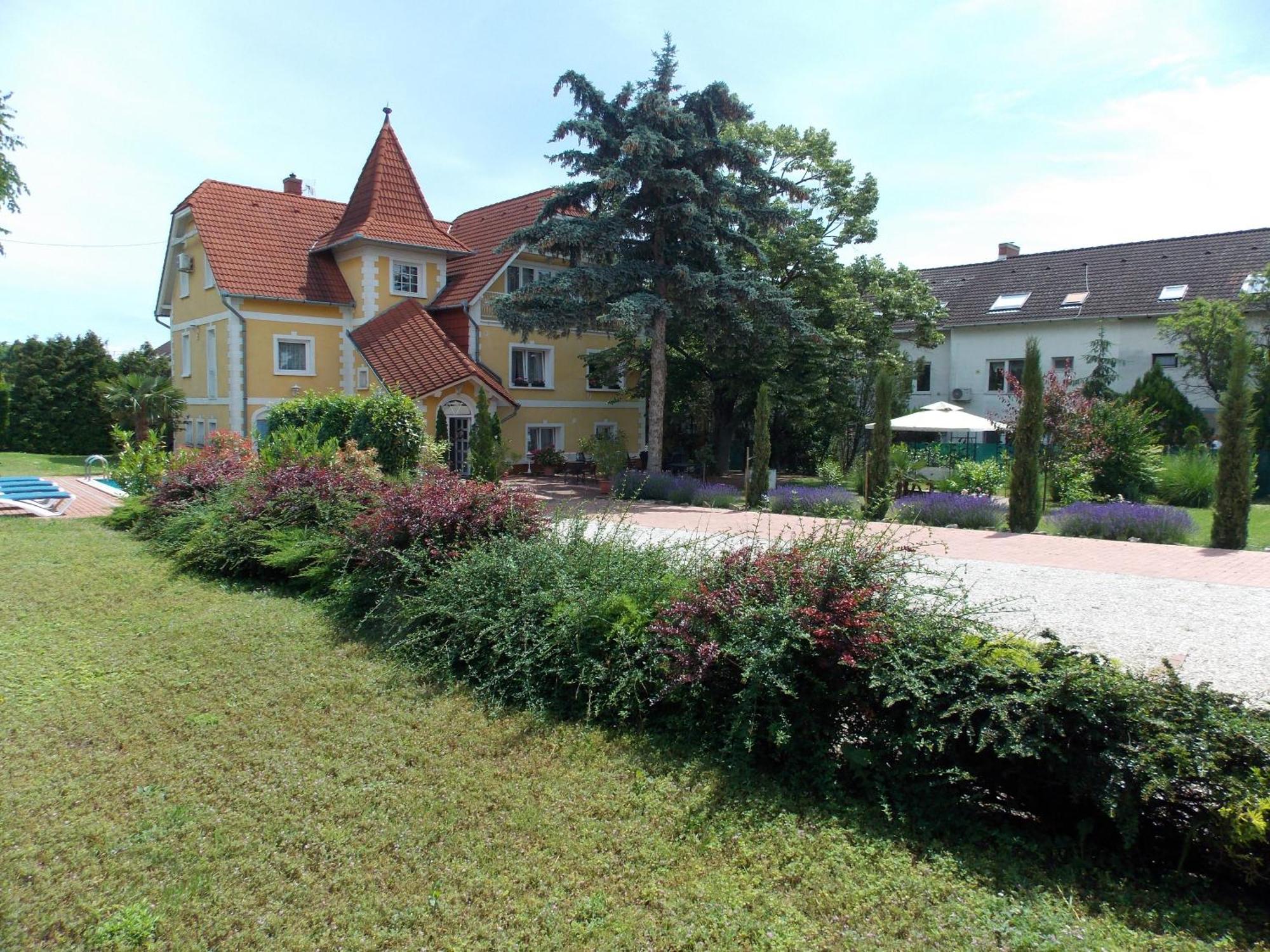 Eden Villa Apartmanhaz バラトンフレド エクステリア 写真