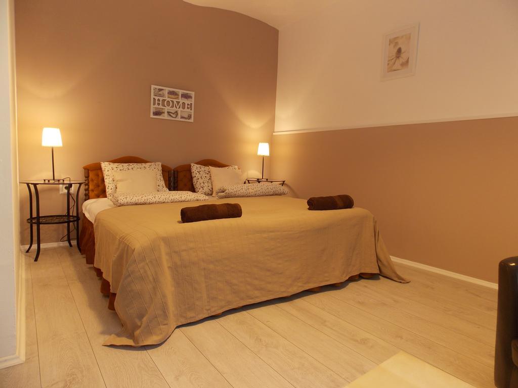 Eden Villa Apartmanhaz バラトンフレド エクステリア 写真
